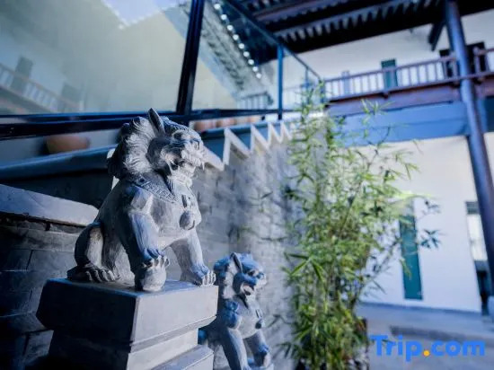 Jianshui · Jing Su Tao Ran Xi Xin Xiao Zhu (Zitao Town)