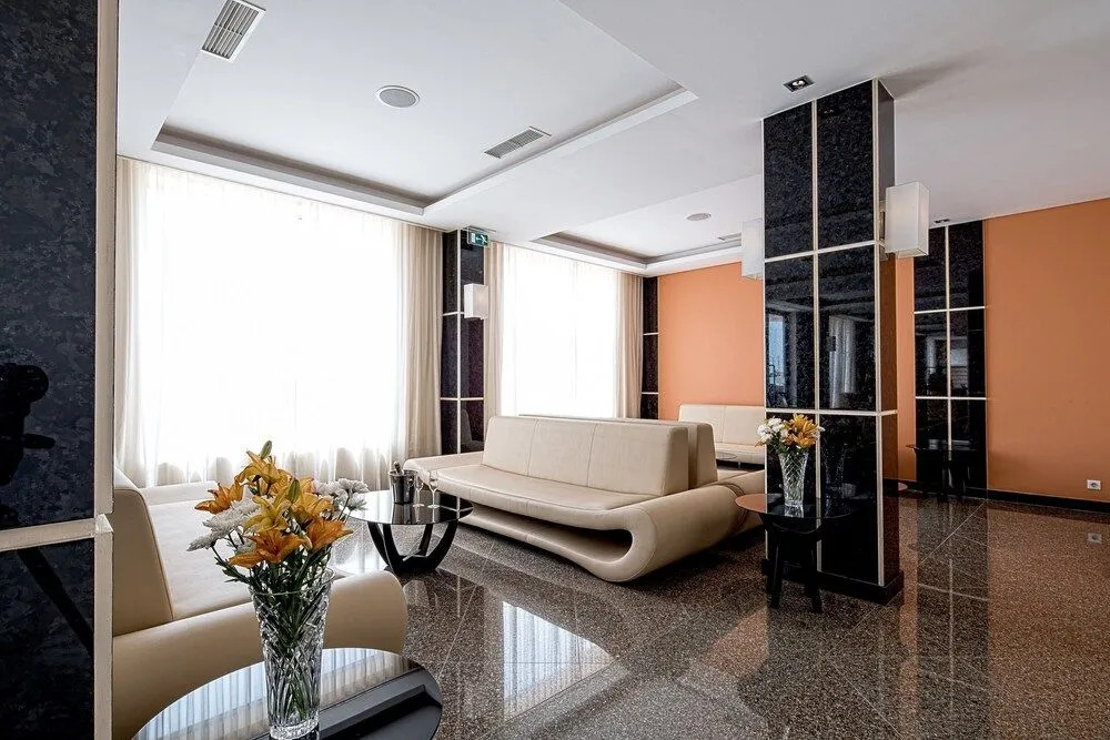 iu Hotel Sumbe