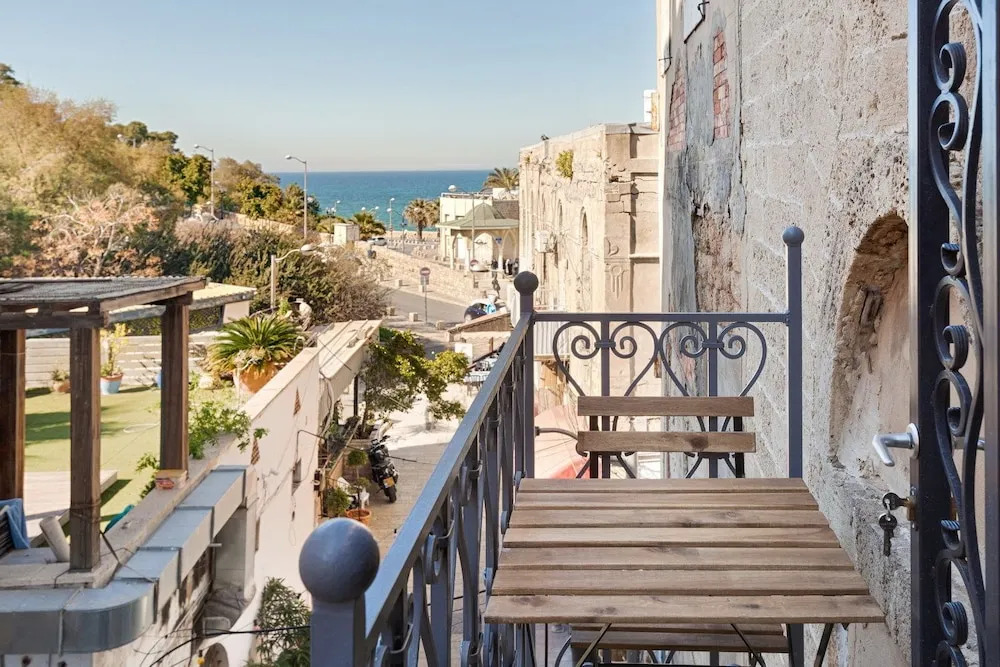 Welcome to Old Jaffa - stay at my place