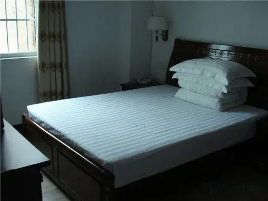 Qingyuan New Era Business Hotel