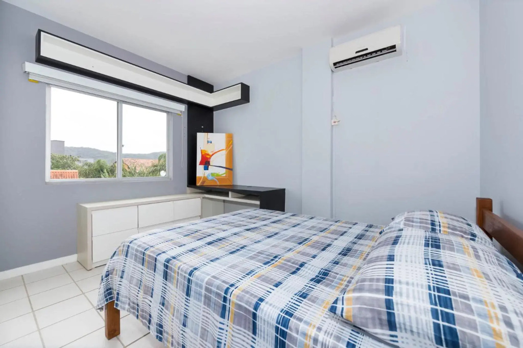 Apartamento com Vista Mar a 30 metros da praia