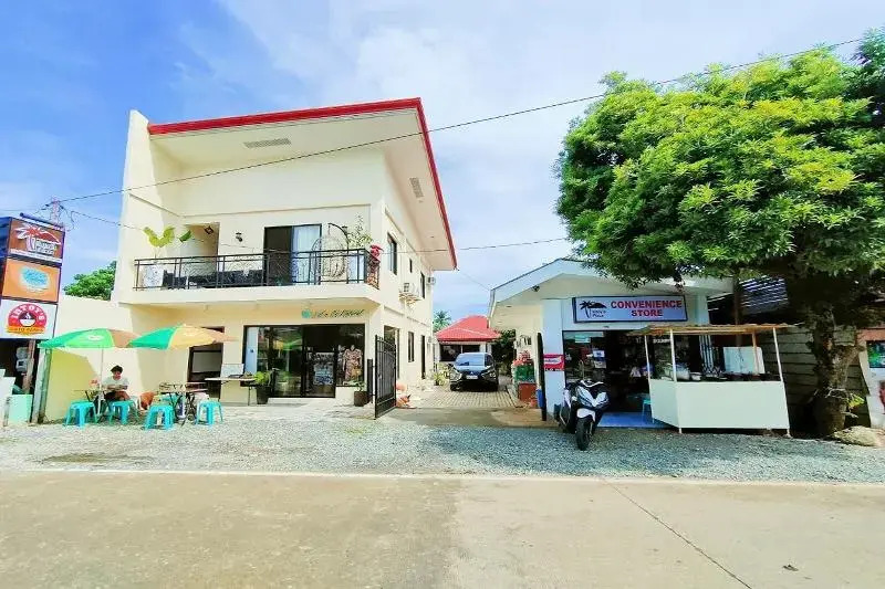 Intoys Place Panglao near Beach