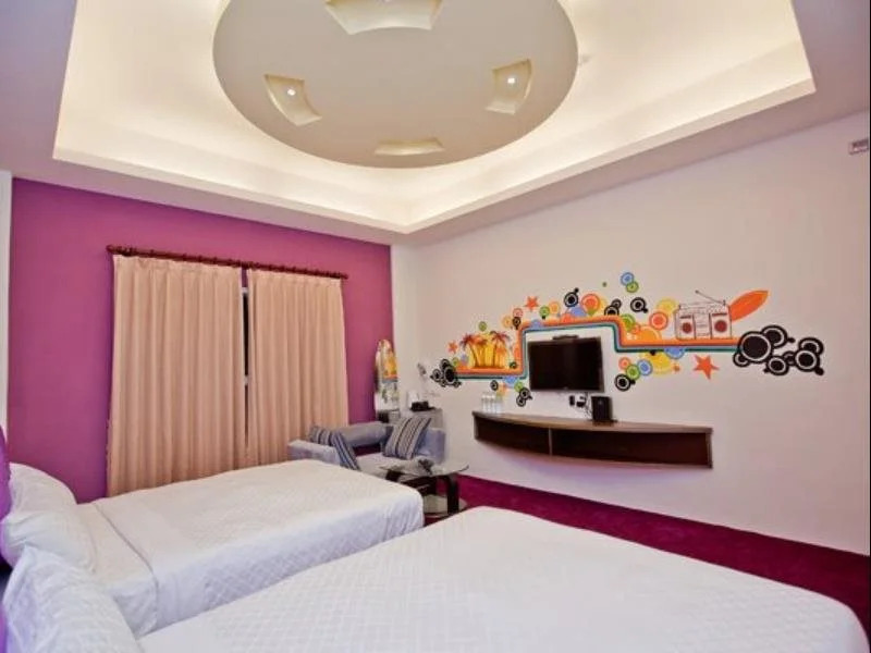 Wave Melody Inn