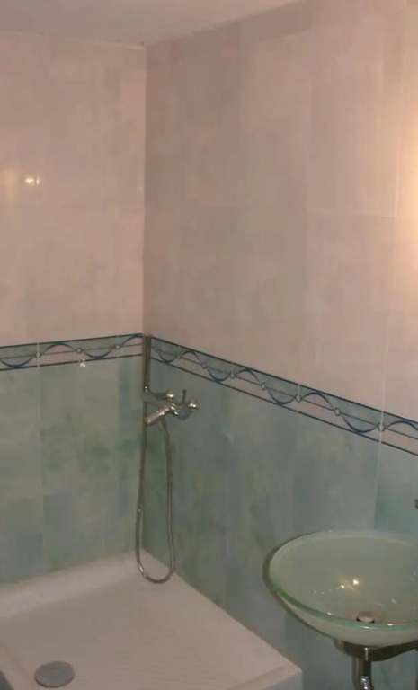 2 Bedroom Lovely Home In Kalamata