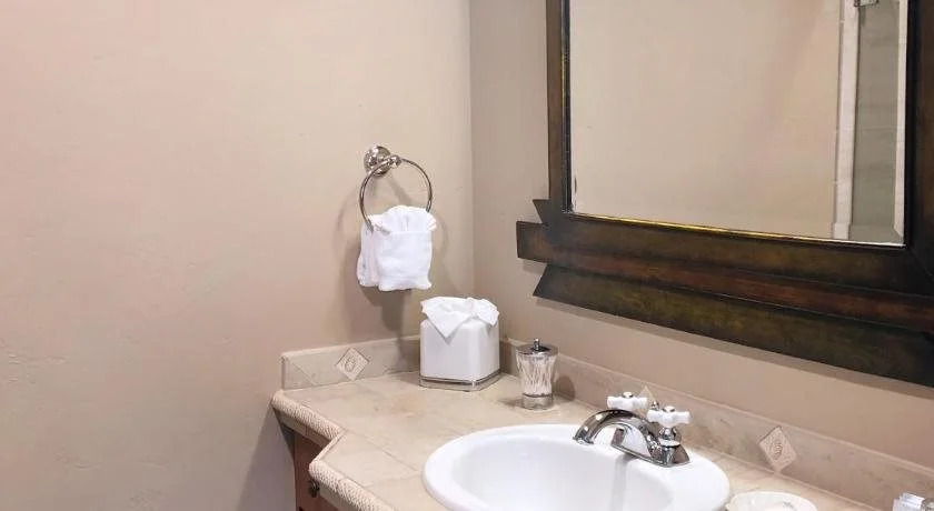 Lara House Bed and Breakfast