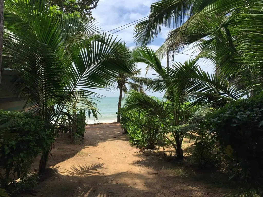 Chandi Gaya Beach Guesthouse