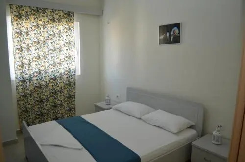 Sejdi Apartments
