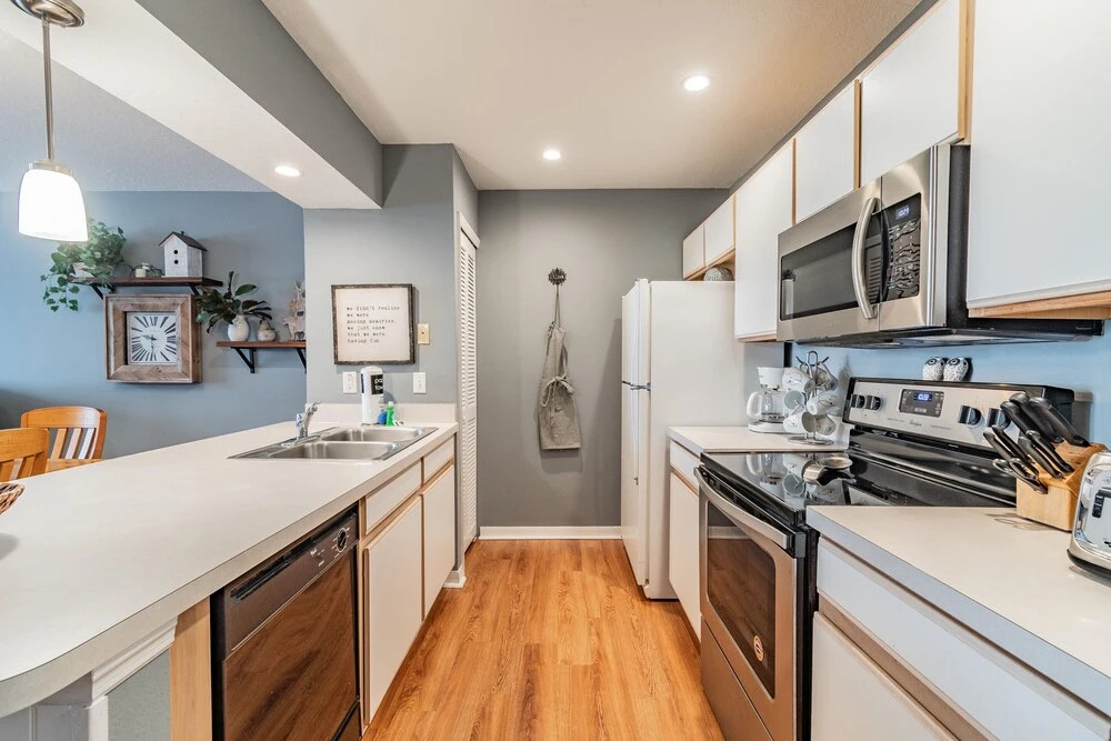 Near Theme Parks! Fabulous 3 BR Home, Star Wars Children's BR, Pool!