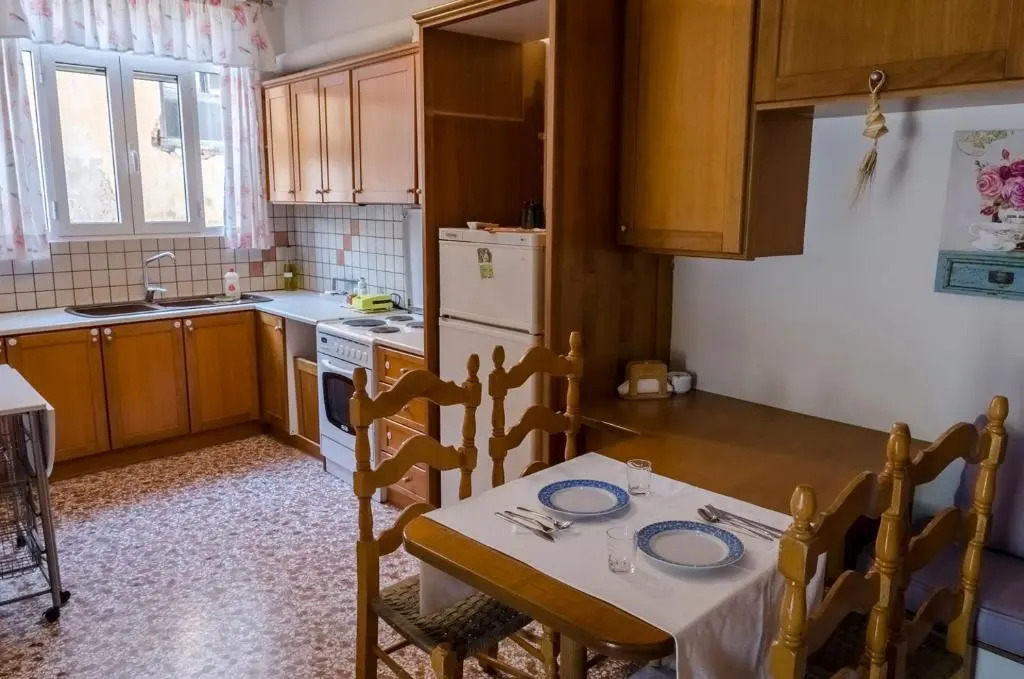 Ev Zin Apartement Dafnon