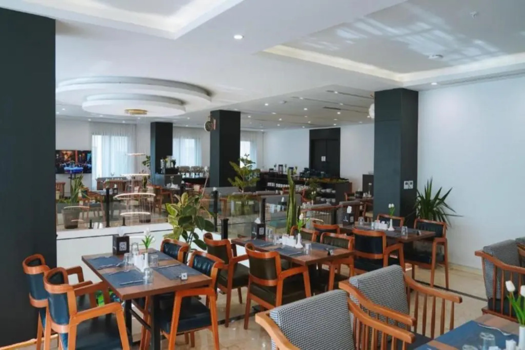 Blue Moon Hotel