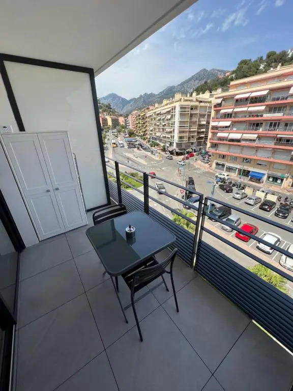 logement tout équipée Menton centre 500 m des plages
