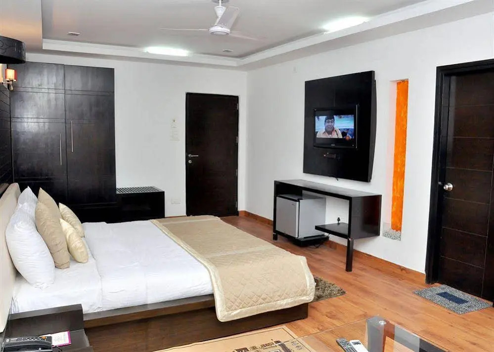 Dwarka Palace