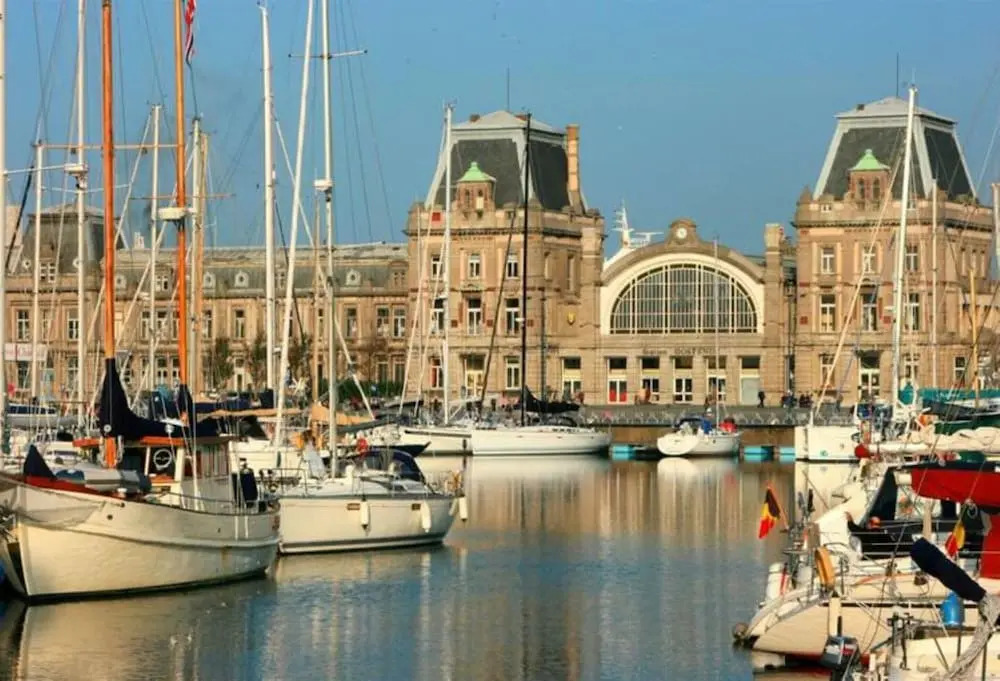 Apartment in Oostende Near Beach & Dunes