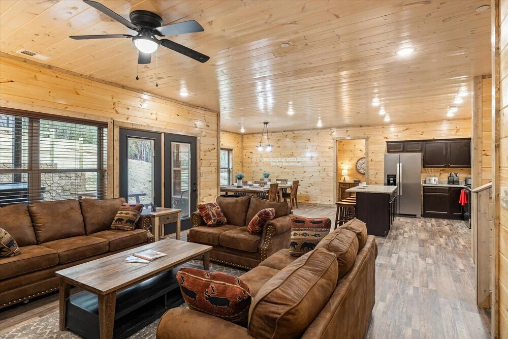 Brand NEW - 8br/6bath Mansion SWD Cabin With Indoor Pool, Hot Tub, & Arcade Room!