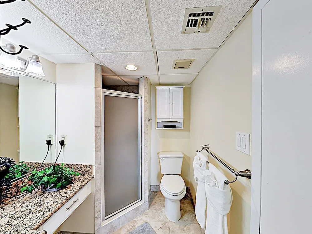 Bayside 2br W/ Pool, Hot Tub & Pier 2 Bedroom Condo