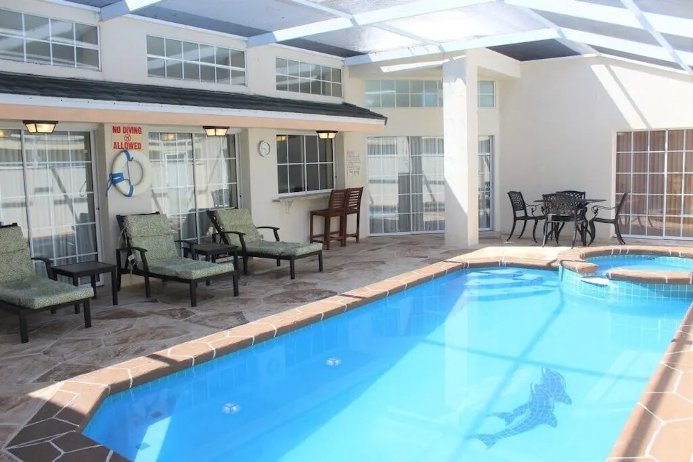 Lf811or 3 Bedroom Villa by RedAwning