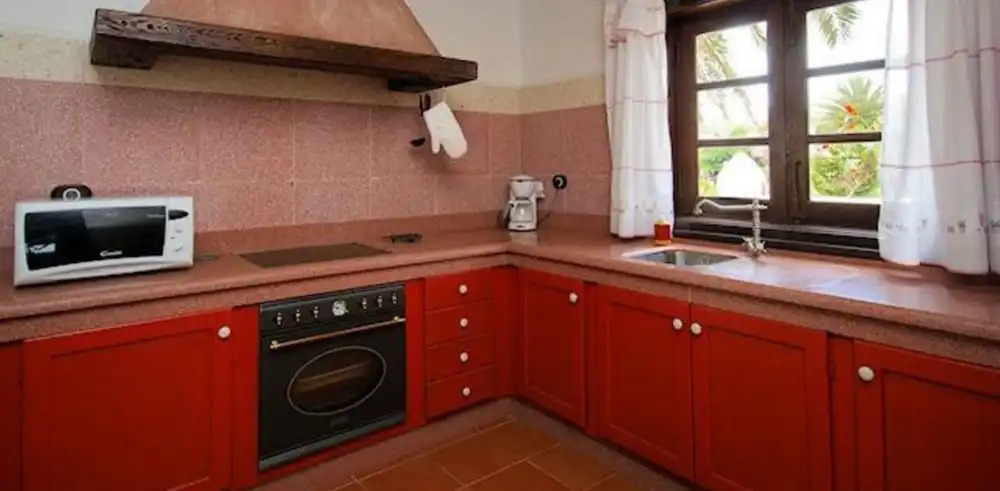 Villa - 3 Bedrooms with Pool - 103087