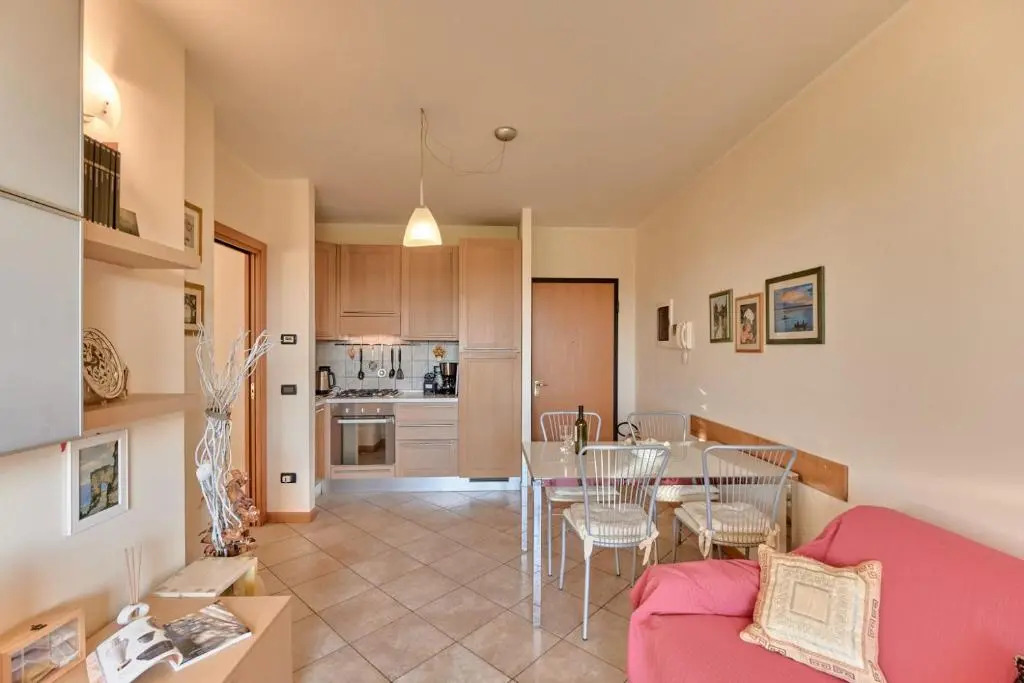 Sidonia apartment for three people in a residence with swimming pool.