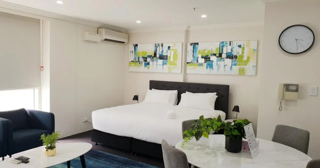 Liv Apartments