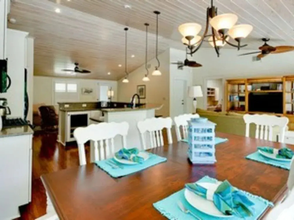 Paradise Pointe