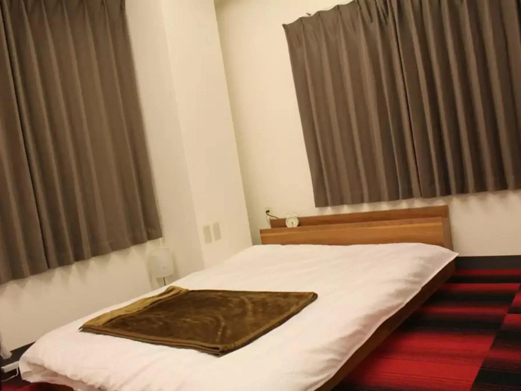 SI Large Room Apartmenet in Central Osaka