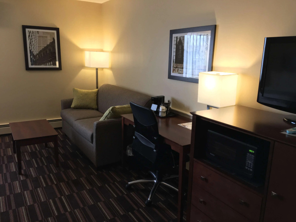 Best Western Falcon Plaza - Bowling Green