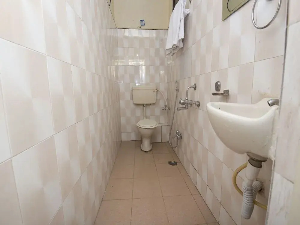 Hotel Mukesh Residency by OYO Rooms