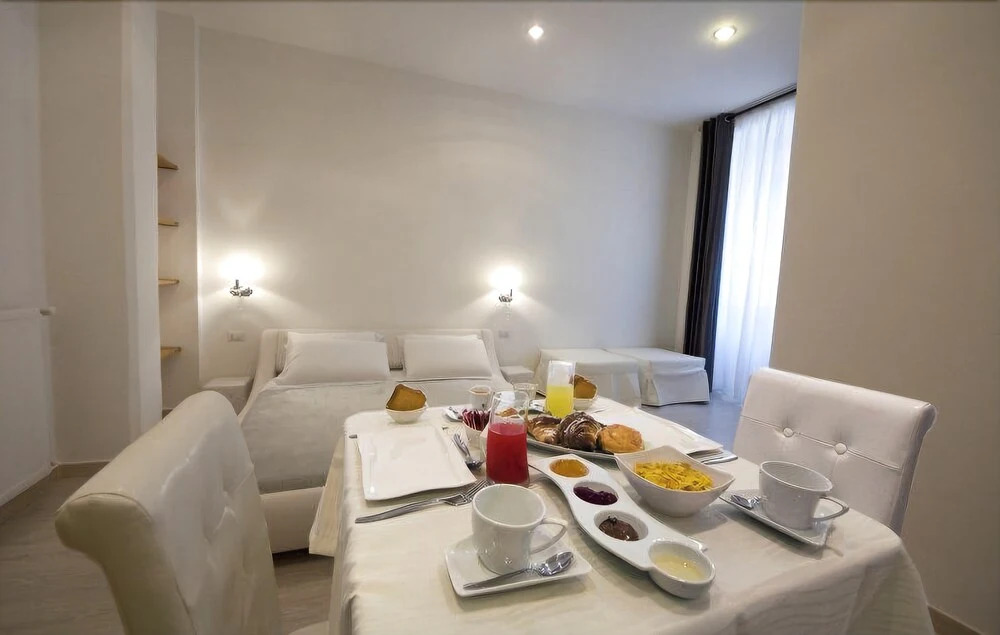 Sopi Vatican Suite Apartment