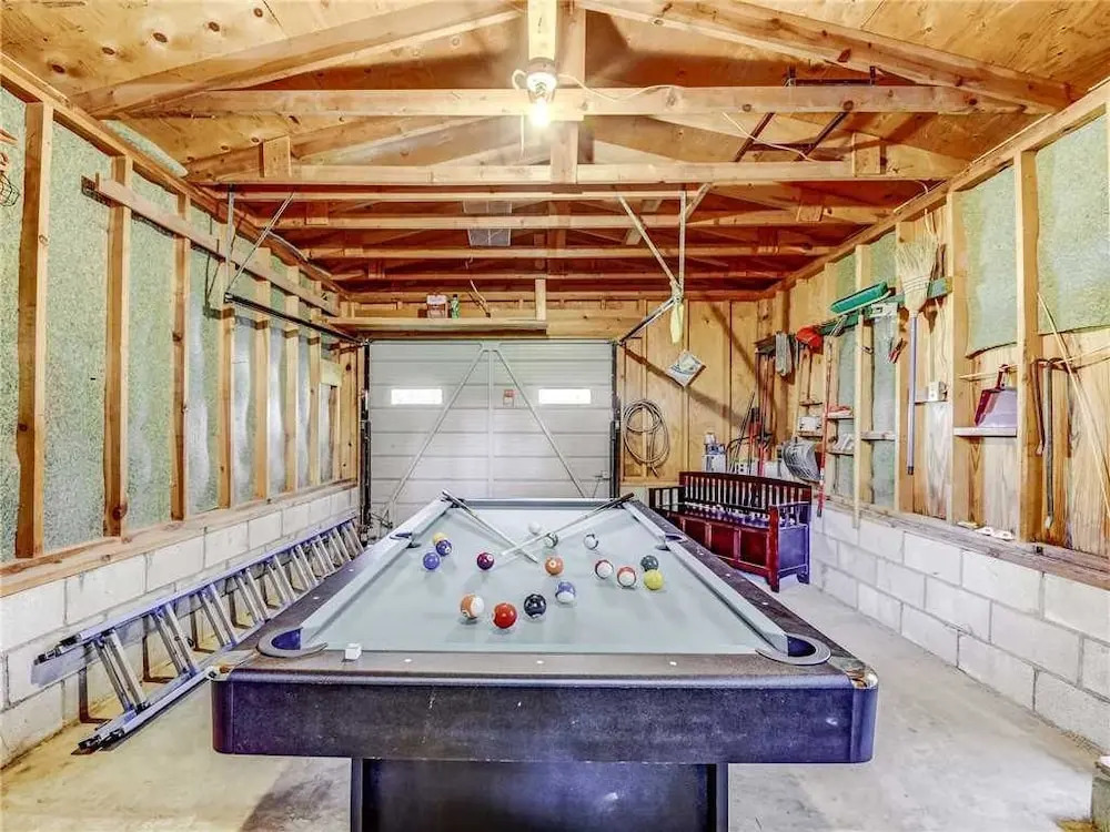 Foxfire Haven - Three Bedroom Cabin with Hot Tub