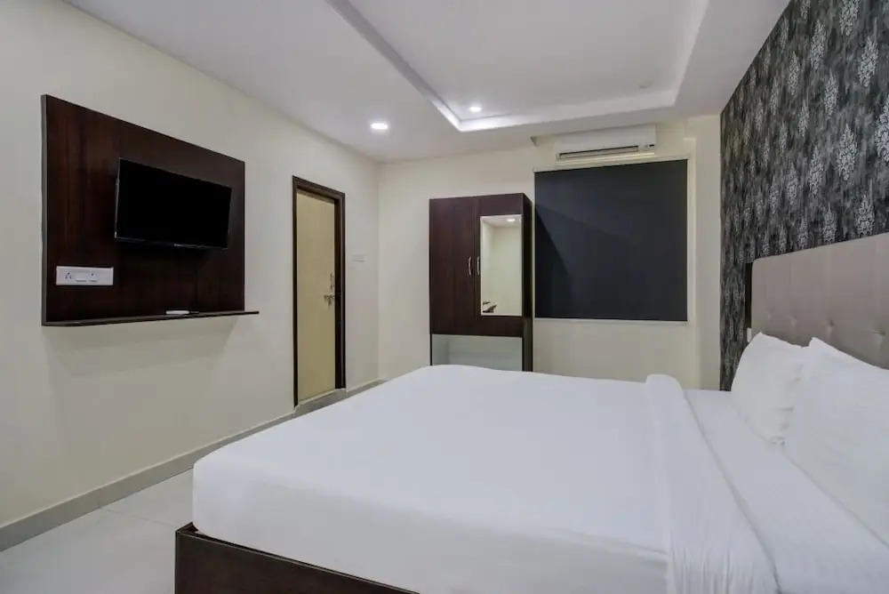 iROOMZ J3 Group of Hotels