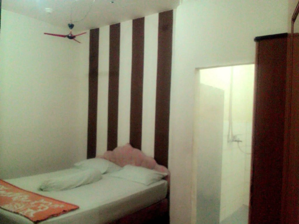 OYO 1216 Hotel Sejati