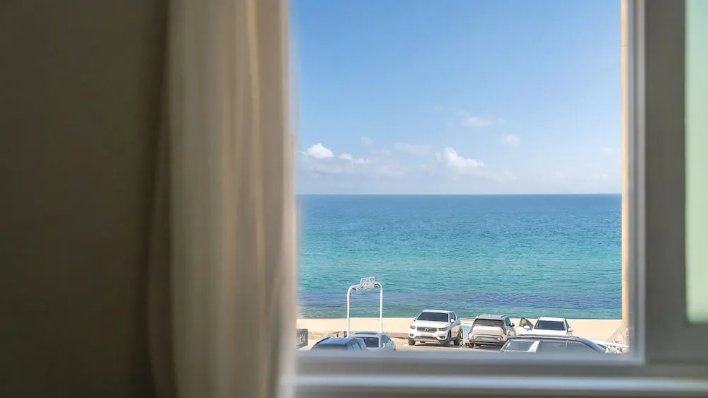 Gangneung Jin Stay