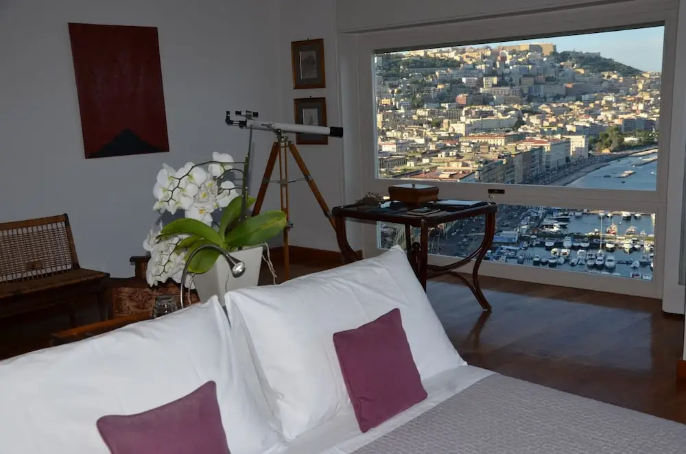 Suite 52