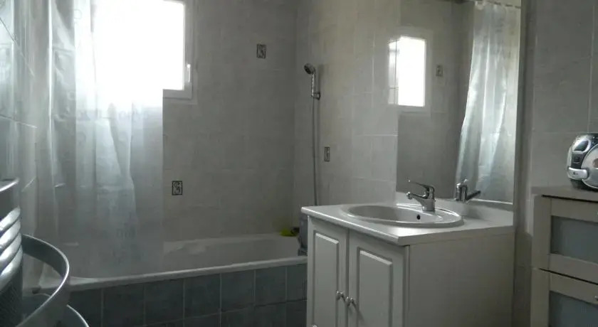 Holiday home Le Thou
