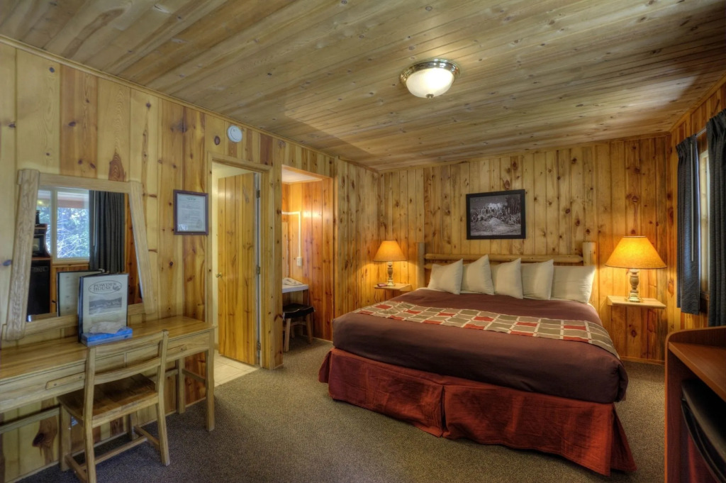 Powder House Lodge