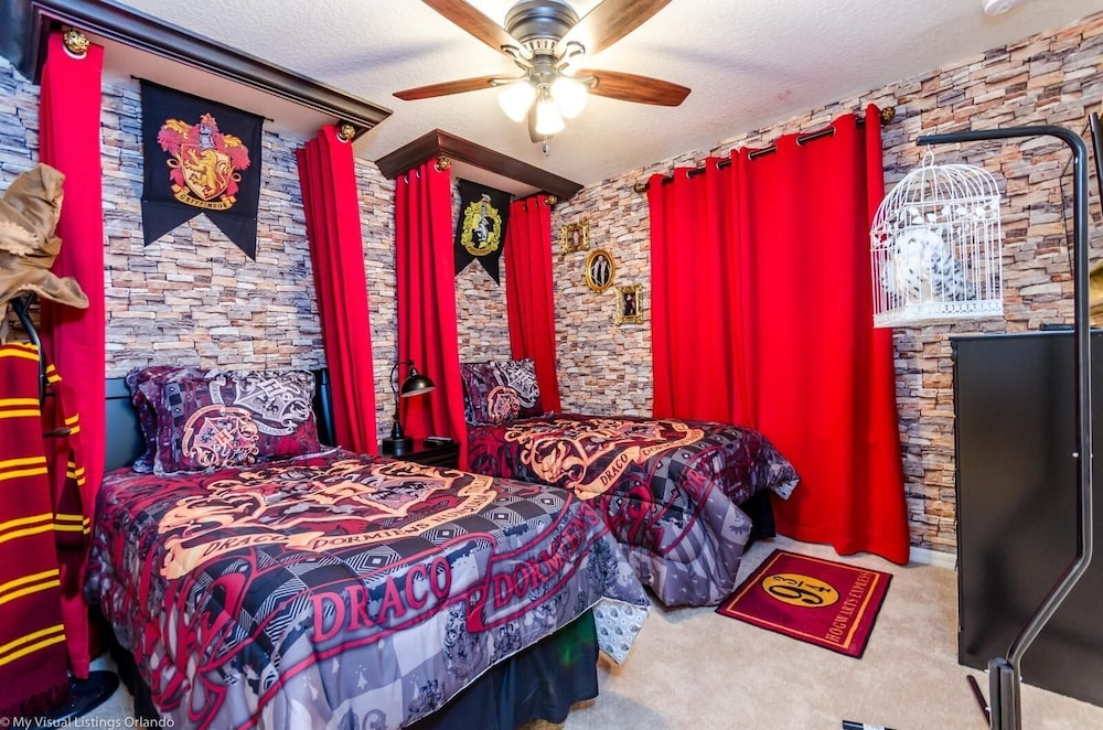 Themed 5BR Home Near Disney