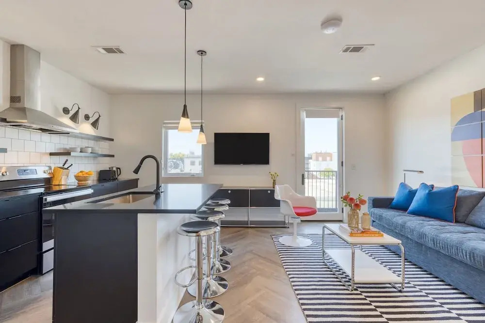 The Carter 503 by Avantstay Mins to Downtown