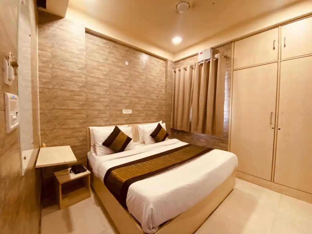 Hotel Red Chilly