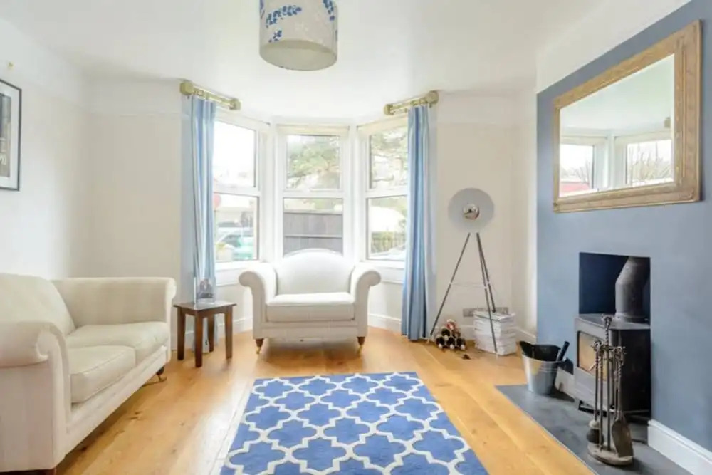 Perfect Bath Home With Parking