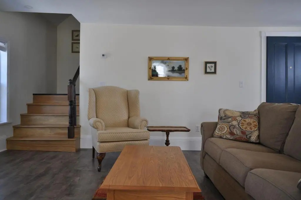 Holman's Heritage Suites