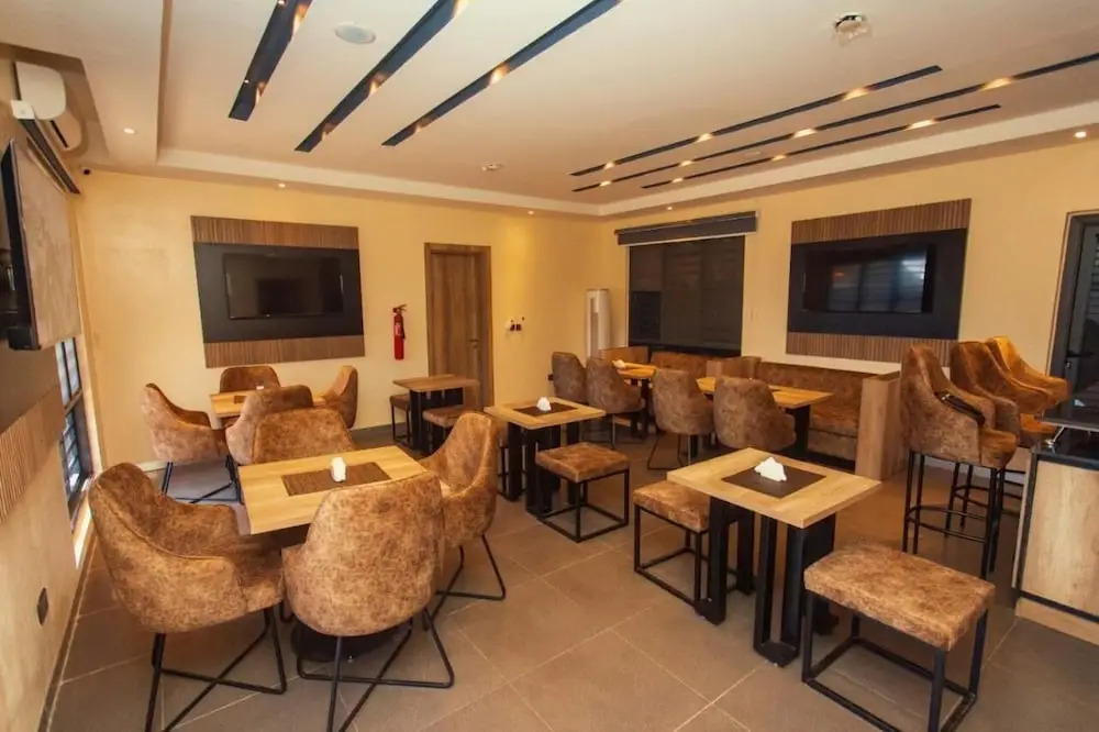 Bedex Hotel And Suite
