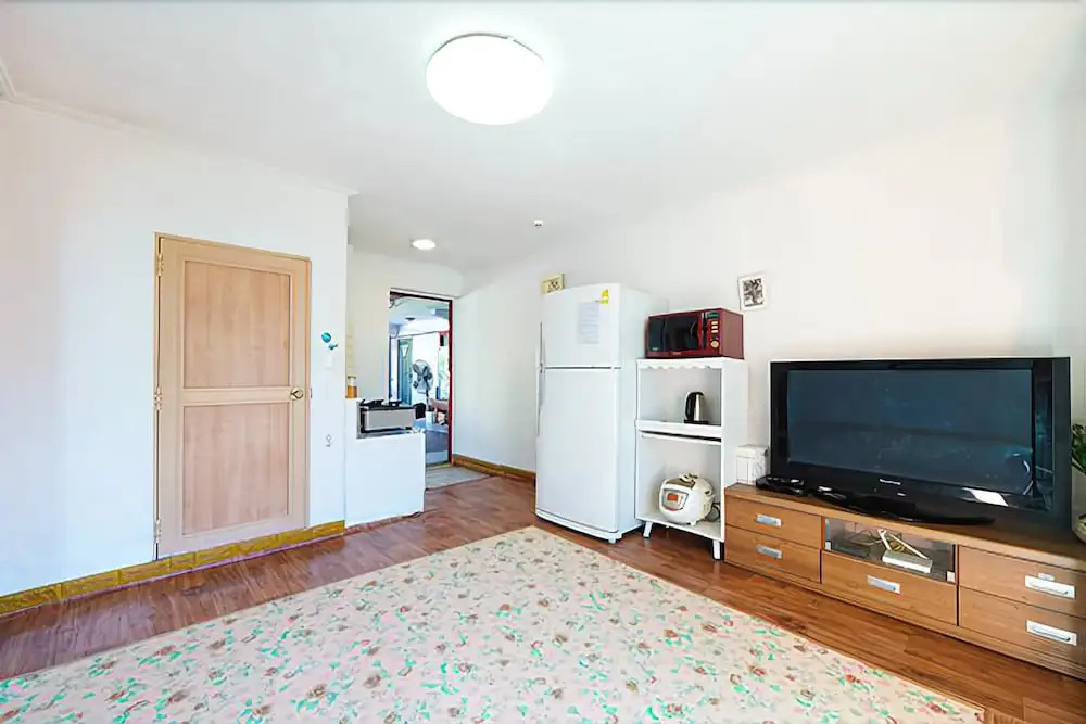 Taean Autumn Sea Pension