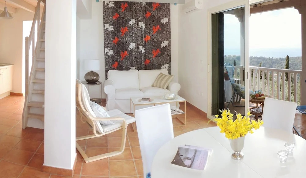 Agios Nikitas Nature Villas