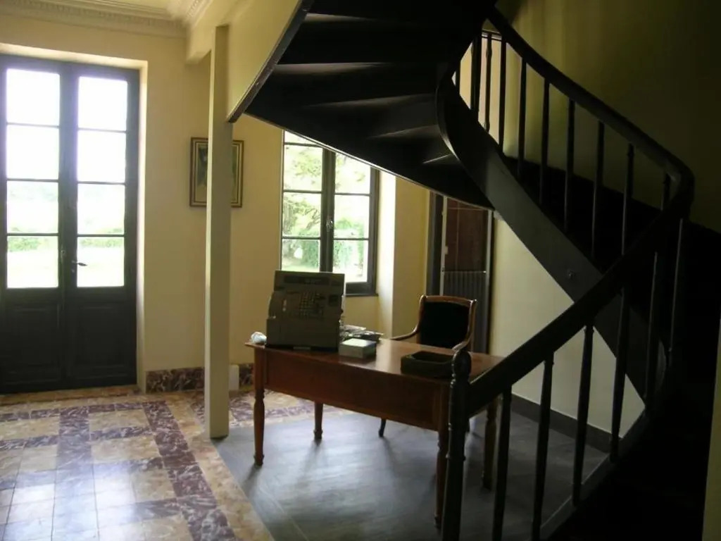 Gîte Cérilly, 5 pièces, 8 personnes - FR-1-489-100
