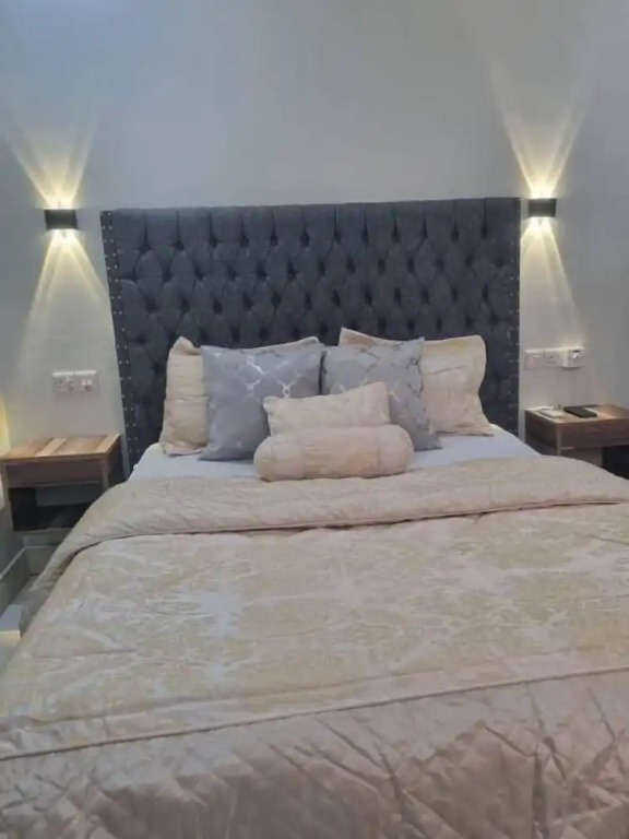 Legacy Homes 1B Apartment