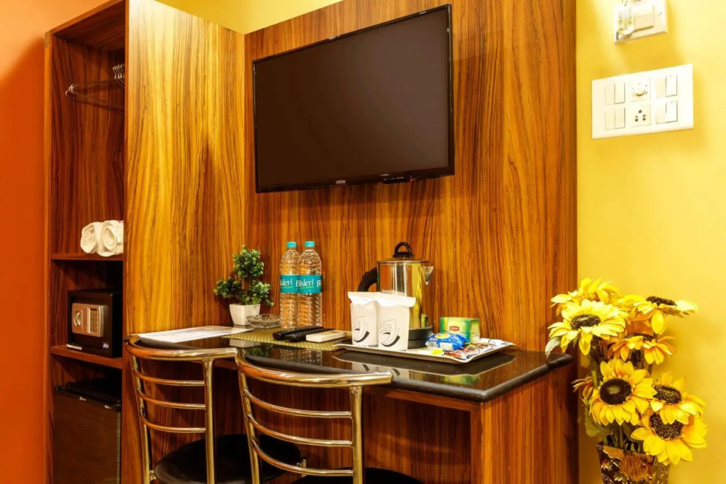 The SilverLine Hotel