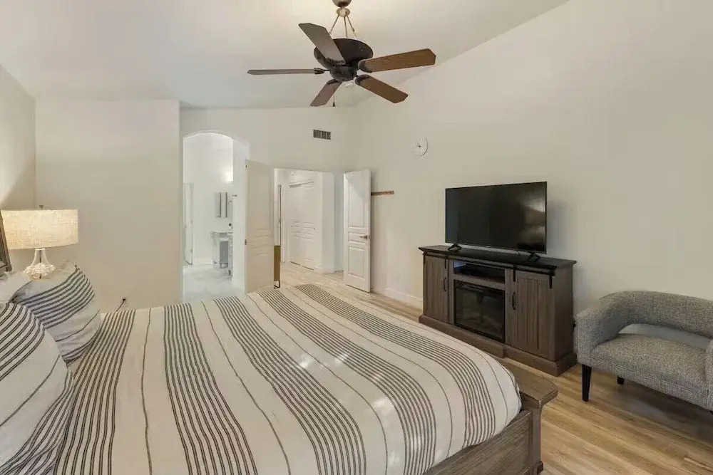 Chandler Hideaway - Relax & unwind
