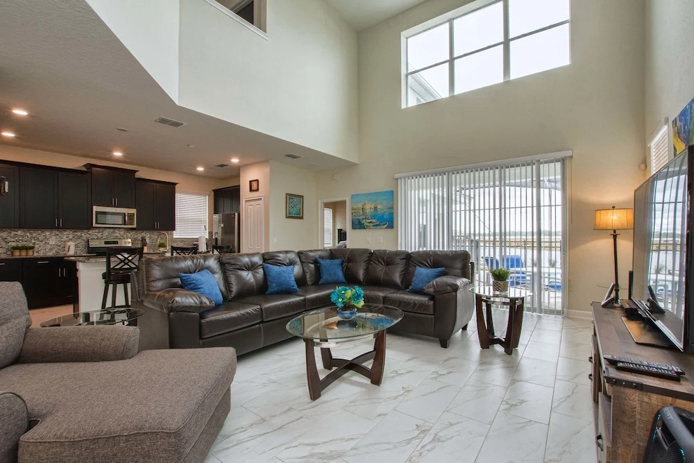 Storey Lake- 5 Bedroom Pool Home- 1661ST