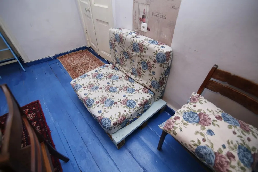 Leon Hostel