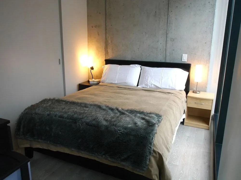 Amazing 1BR Unit in Popular